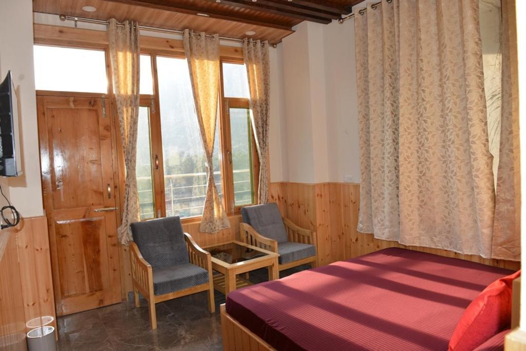 Tulip Flowing River View Hotel. Shamshi Ngoại thất bức ảnh