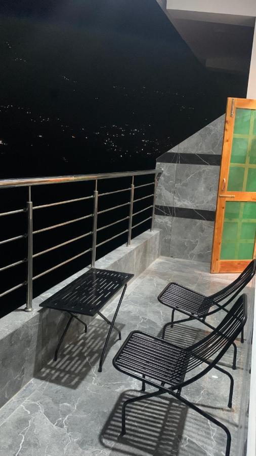 Tulip Flowing River View Hotel. Shamshi Ngoại thất bức ảnh