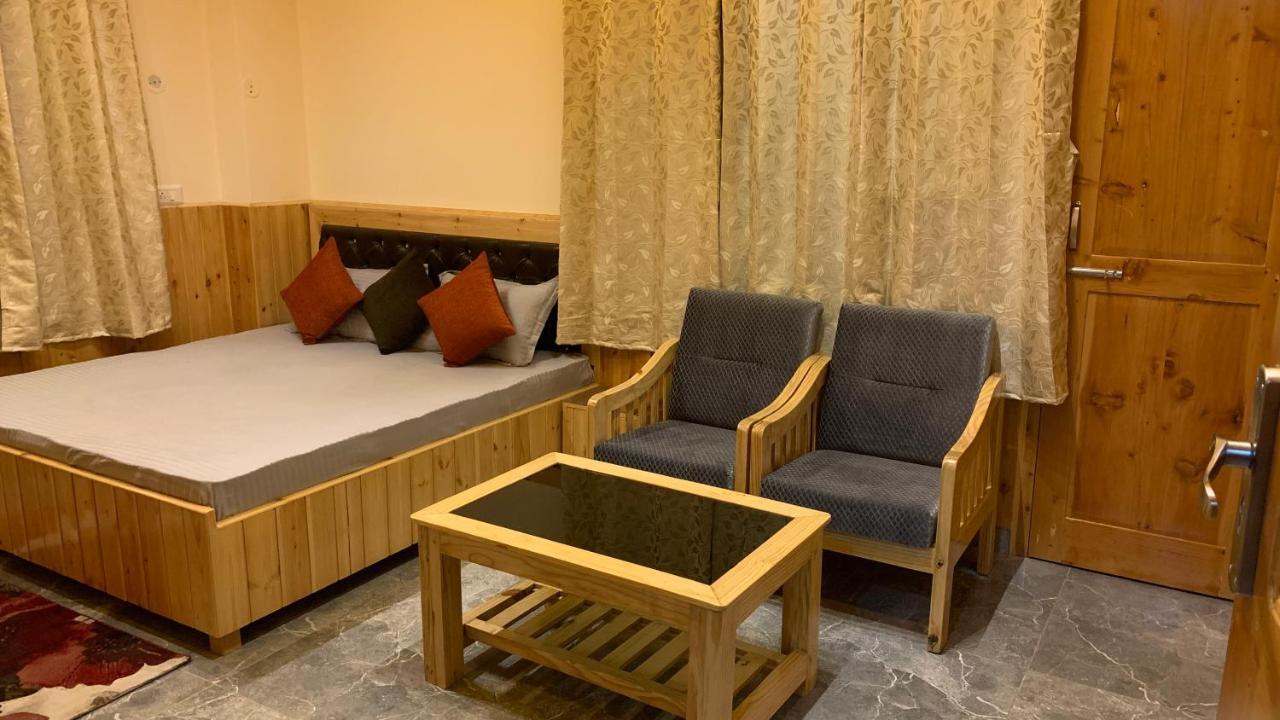 Tulip Flowing River View Hotel. Shamshi Ngoại thất bức ảnh