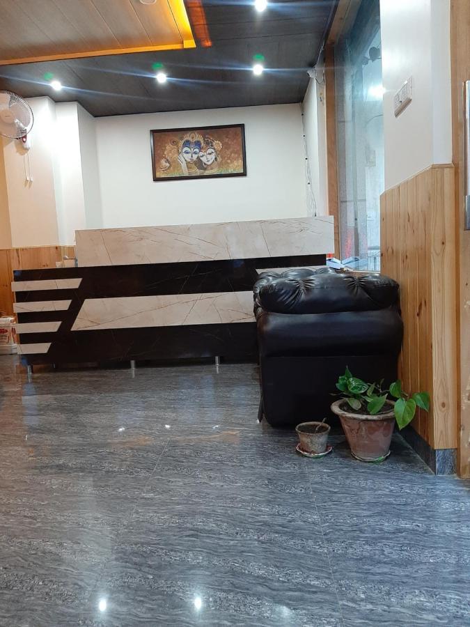 Tulip Flowing River View Hotel. Shamshi Ngoại thất bức ảnh