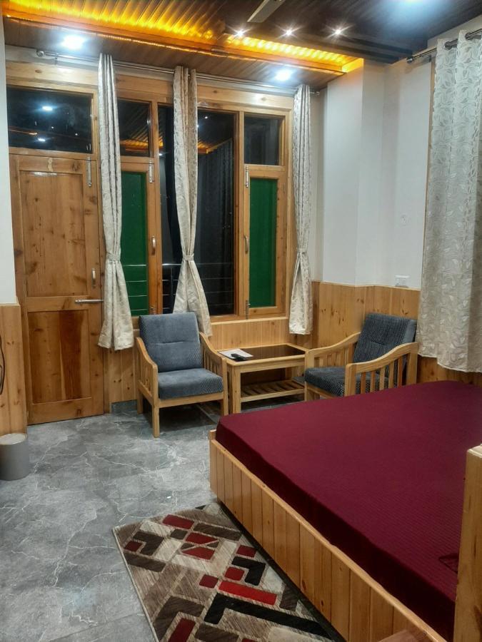 Tulip Flowing River View Hotel. Shamshi Ngoại thất bức ảnh